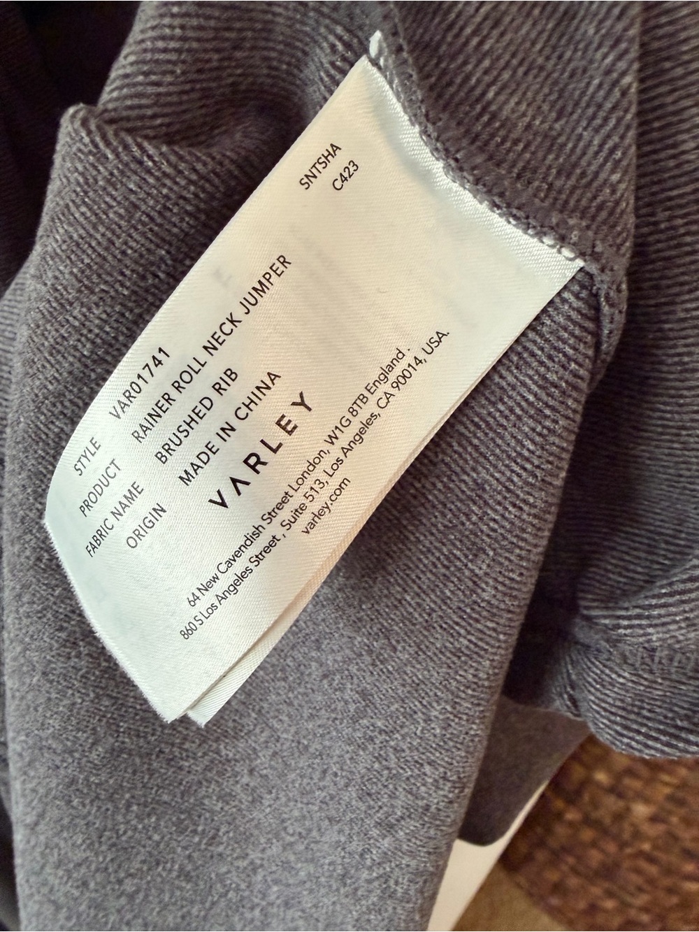 Varley “Rainer” roll neck sweatshirt - Picture 2 of 3
